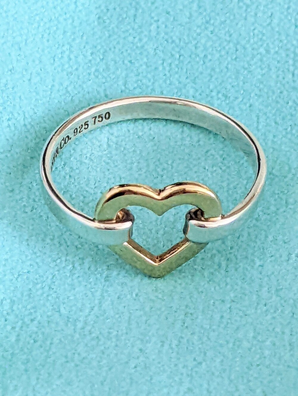 TIFFANY & CO. STERLING SILVER AND 18K YELLOW GOLD OPEN HEART RING - Picture 4 of 5
